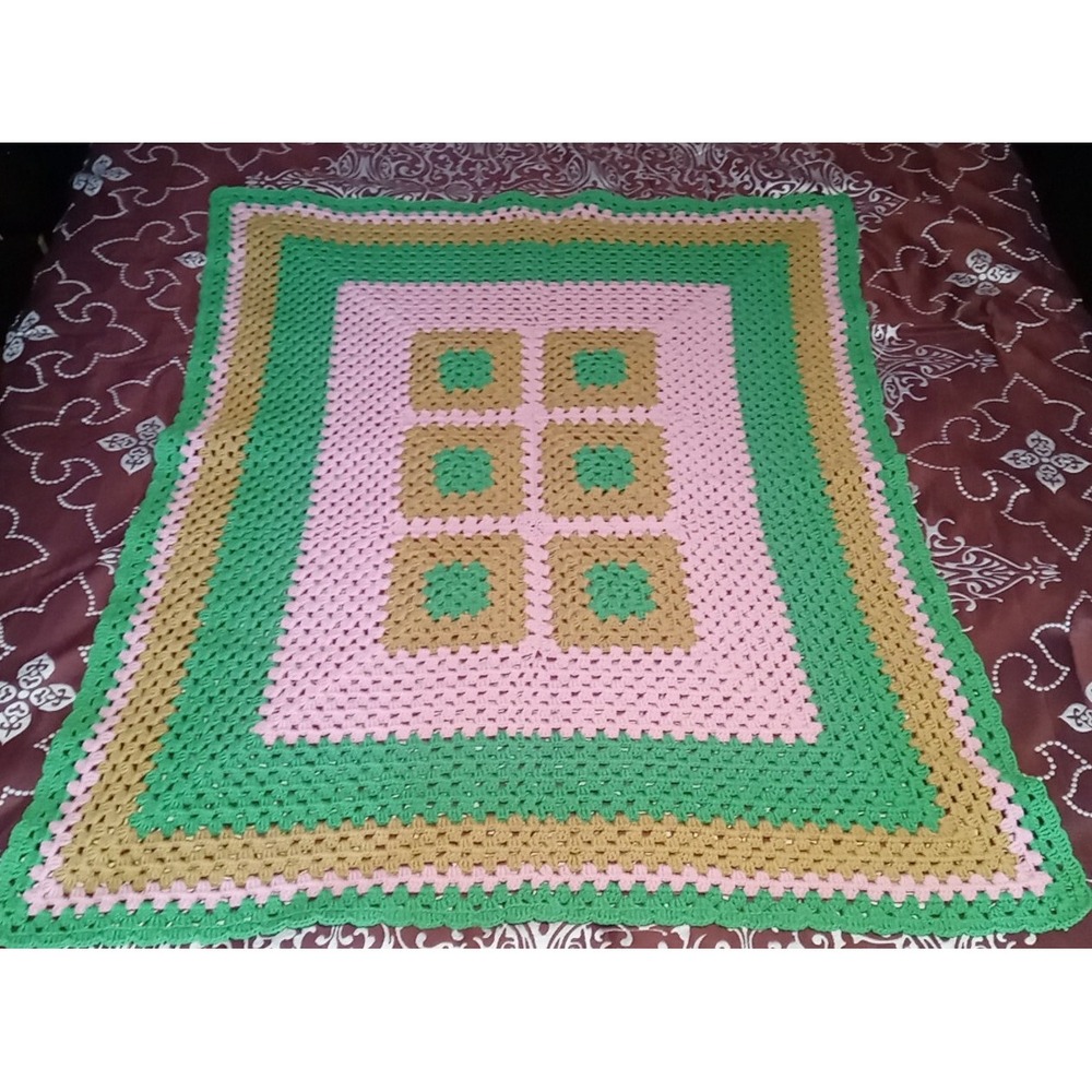 Vtg Handmade Granny Square Blanket Crochet Knit Afghan Throw Blanket 45 X‎ 37"